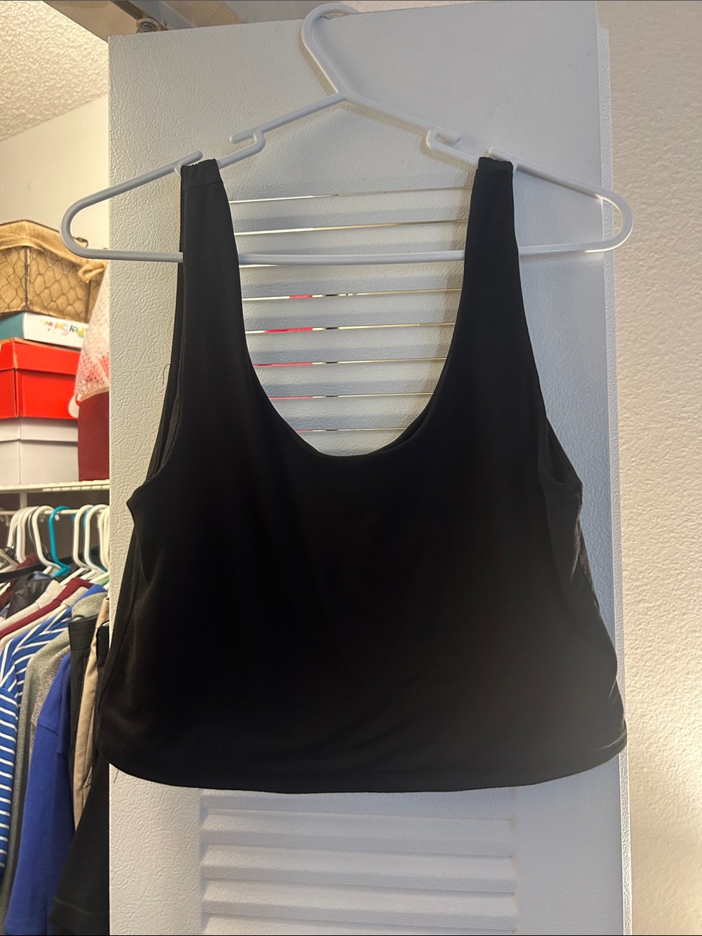 Cropped tank